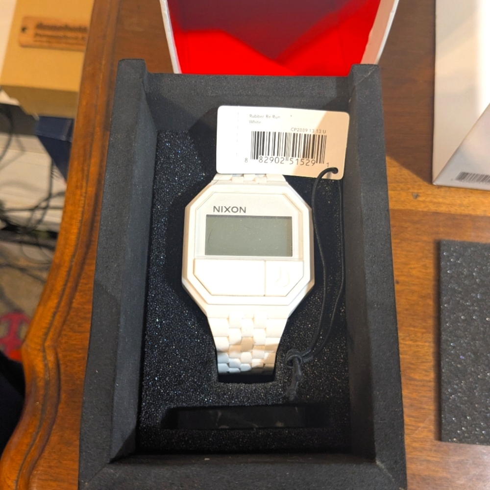 Nixon Rubber Re-Run White